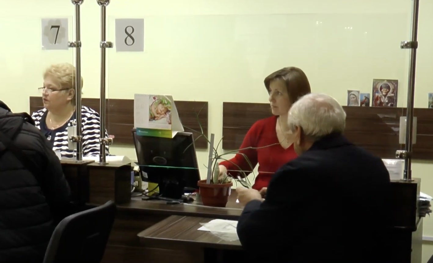 Робота для пенсіонерів у Київській області: названо вакансії, де готові платити від 25 тисяч гривень