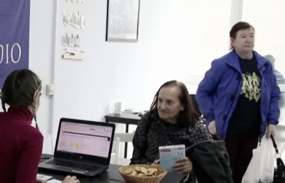 Гуманітарна допомога для пенсіонерів у Дніпропетровській області: яким вимогам потрібно відповідати, щоб мати підтримку